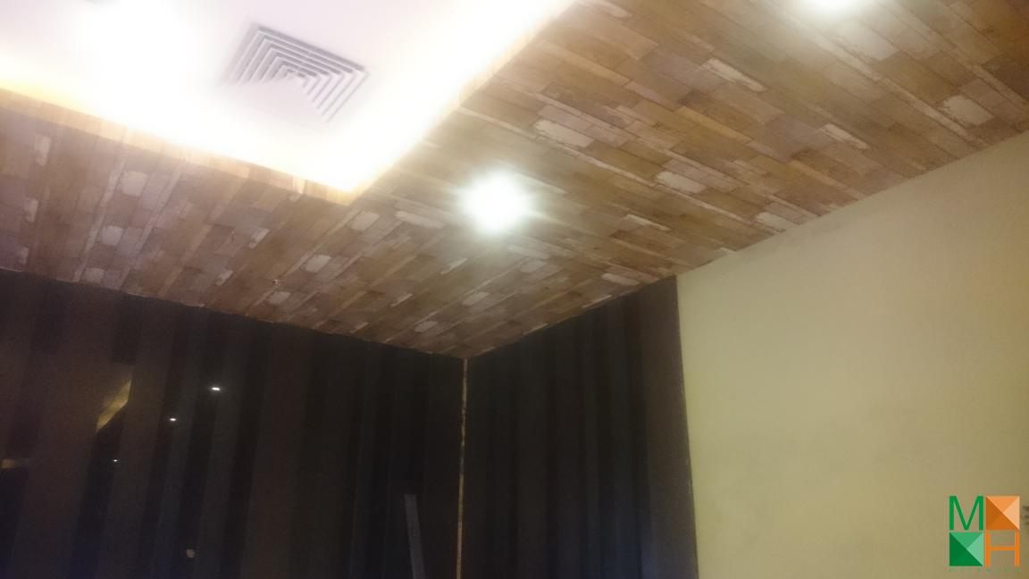 thi-cong-giay-dan-tuong-tai-toa-nha-IPH (13)